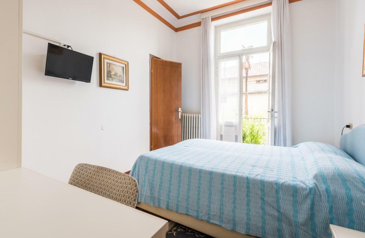 Casa Maderno Hotel Тосколано Мадерно Екстериор снимка